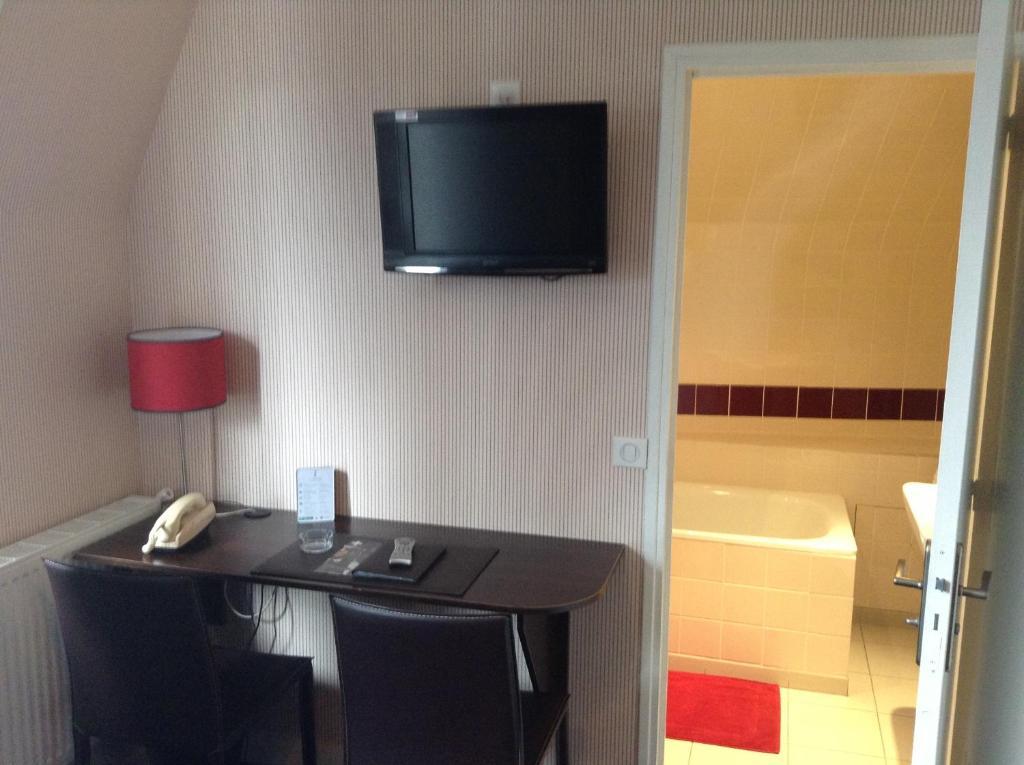 ליזיו Logis Terrasse Hotel מראה חיצוני תמונה