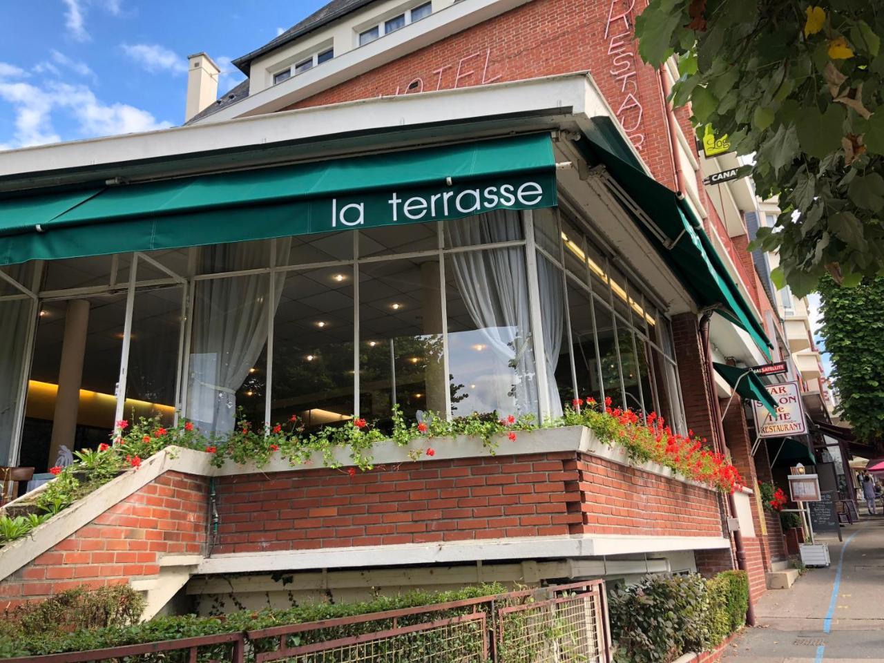 ליזיו Logis Terrasse Hotel מראה חיצוני תמונה