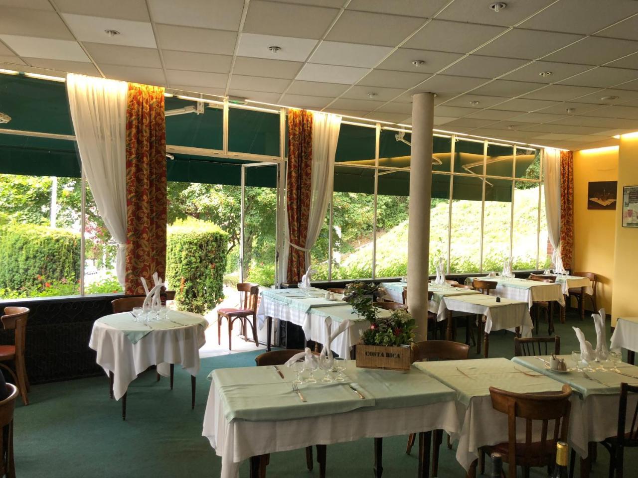 ליזיו Logis Terrasse Hotel מראה חיצוני תמונה