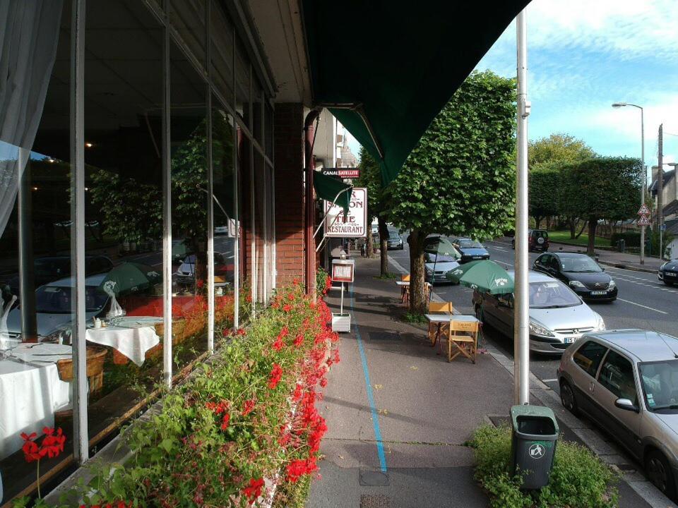 ליזיו Logis Terrasse Hotel מראה חיצוני תמונה